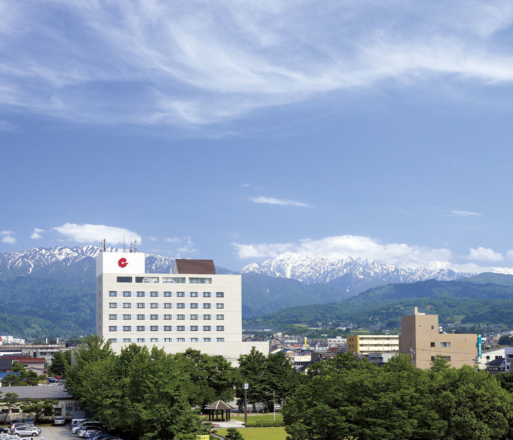 Hotel Granmirage Uozu Exterior photo