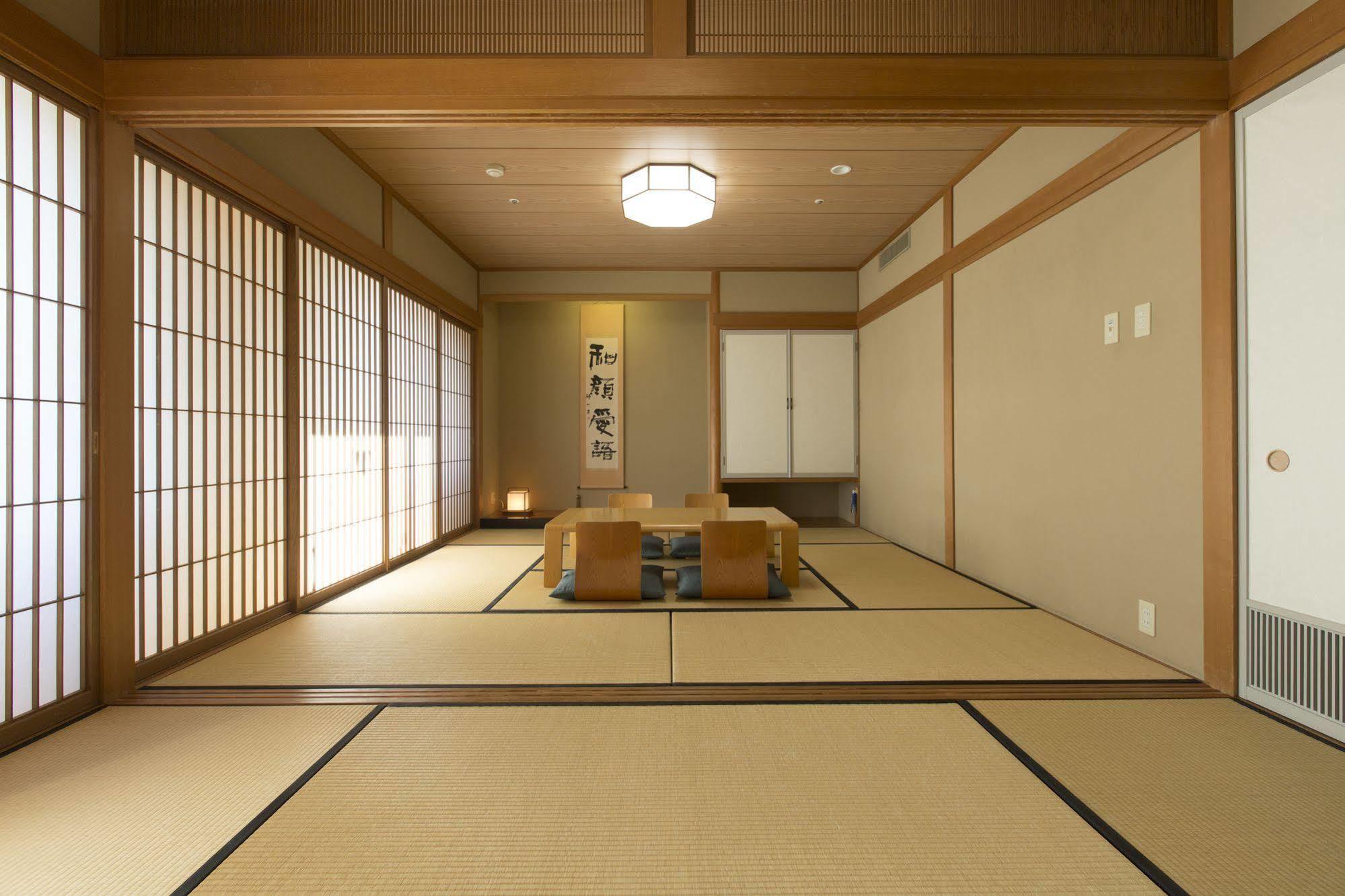 Hotel Granmirage Uozu Exterior photo